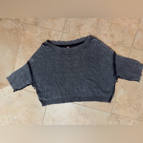 🌟2/$50🌟 Free People Sandcastle Crop Sweater - Picture 2 of 7